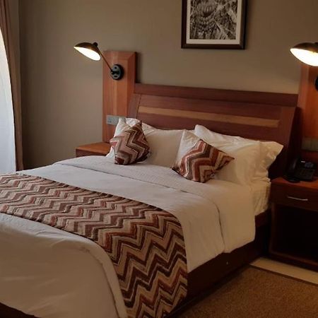 Kampala Nile Resort Seeta Extérieur photo